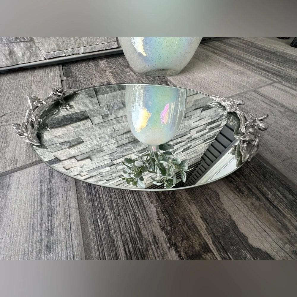 Vintage gorgeous piece